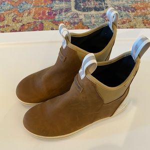 XTRATUF Womens brown leather boots